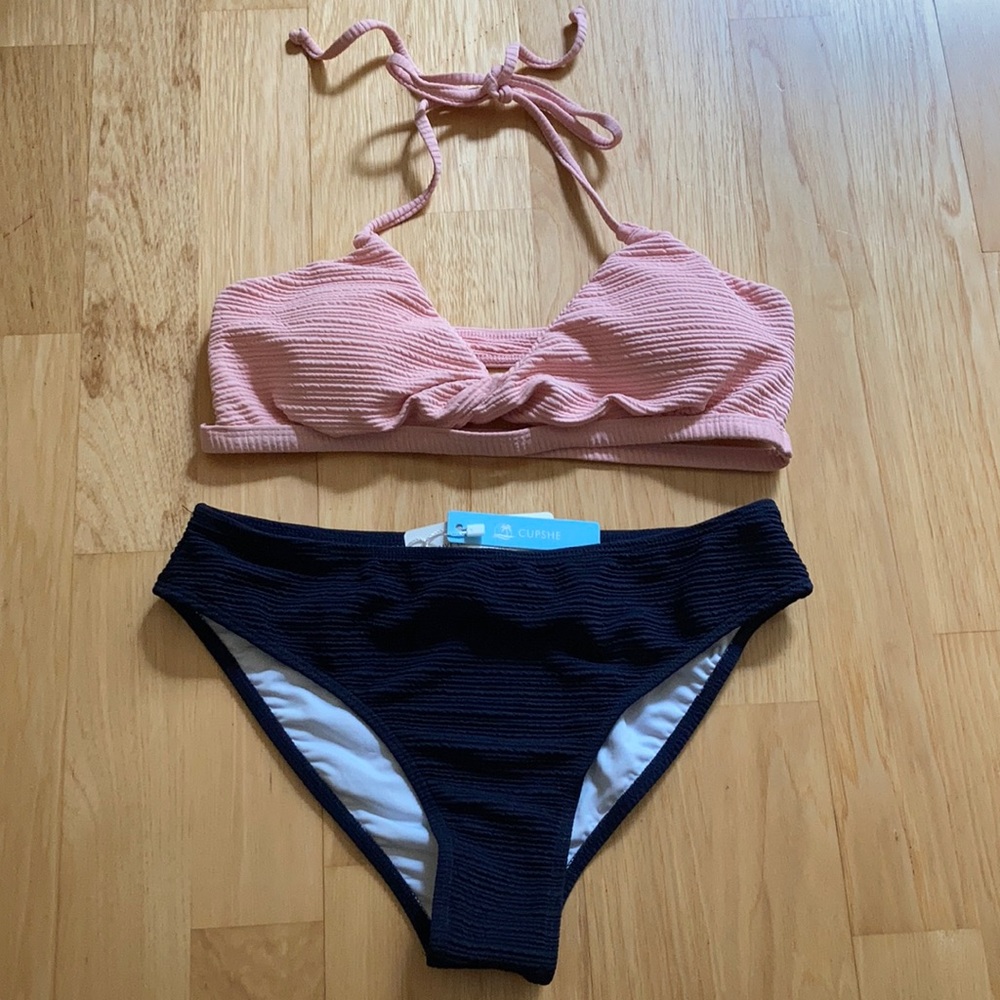 NWT - Cupshe bikini Medium